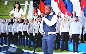 Super Bowl LII: "America the Beautiful" por Leslie Odom Jr. 