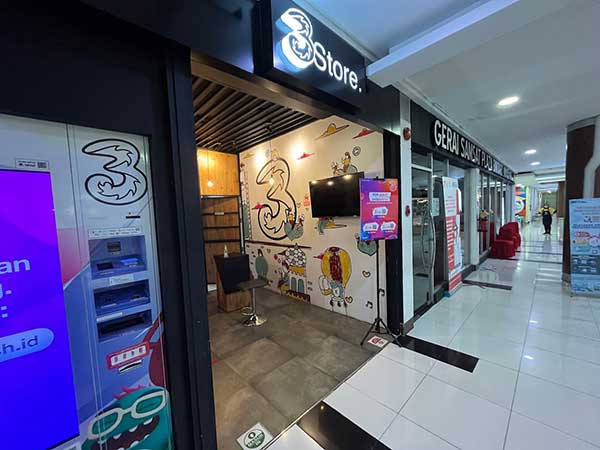 Cara Menghubungi CS Tri Store Tangerang Selatan