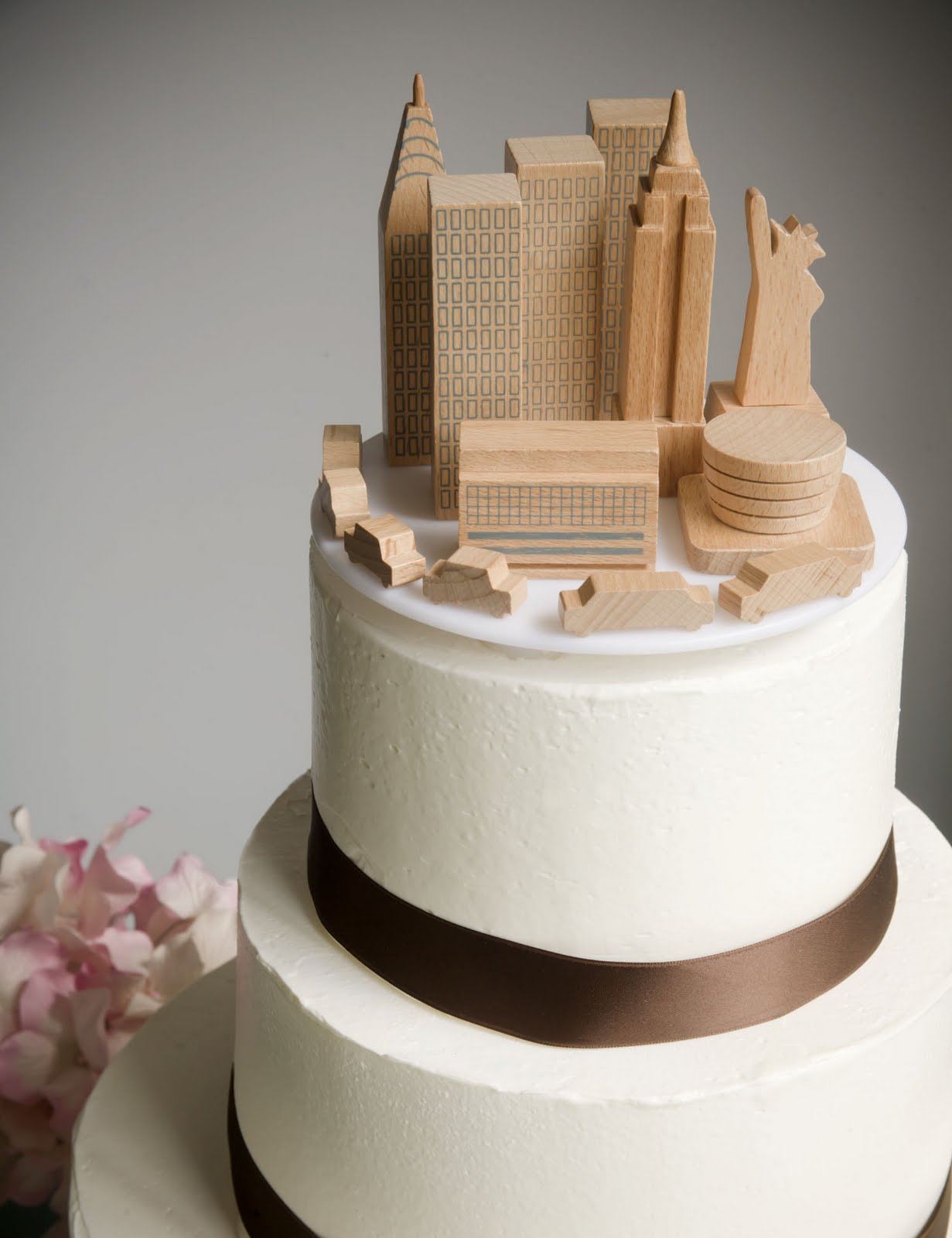 A Simple Cake  Wedding  Cake  Topper NYC Skyline