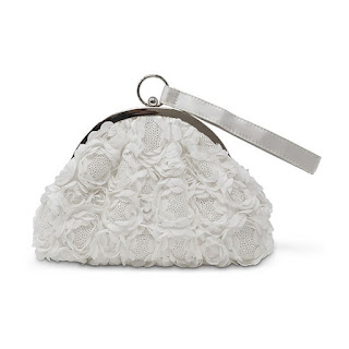 https://www.jcpenney.com/p/gunne-sax-by-jessica-mcclintock-jessica-evening-bag/ppr5007832489?pTmplType=regular&deptId=dept20000019&urlState=%2Fg%2Fpurses-accessories%3Fs1_deals_and_promotions%3DCLEARANCE%26id%3Ddept20000019&productGridView=medium&badge=fewleft