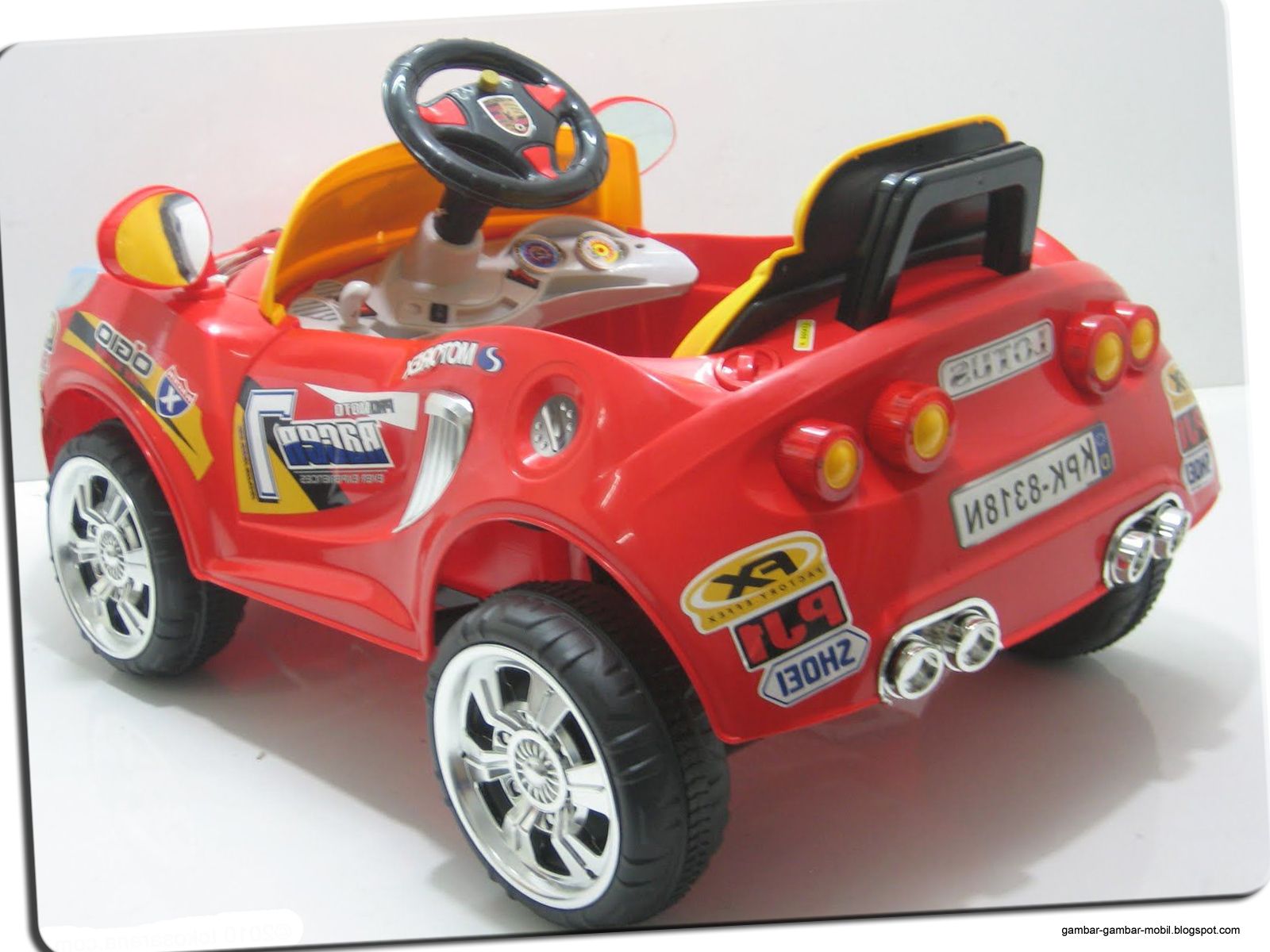  Mobil Mainan Anak Yang Bisa Dinaiki  Gambar Gambar Mobil 