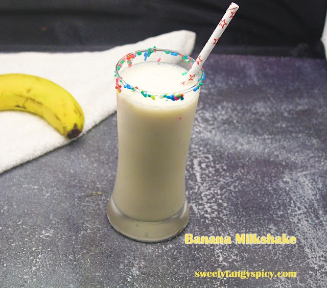 Banana Milkshake Recipe | Banana Ice Cream Shake Recipe | Simple Banana Milkshake Recipe 