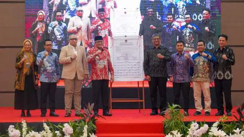 Pemko Padang Award 2023 Wako Hendri Septa Harapkan Kinerja Semakin Baik Lagi