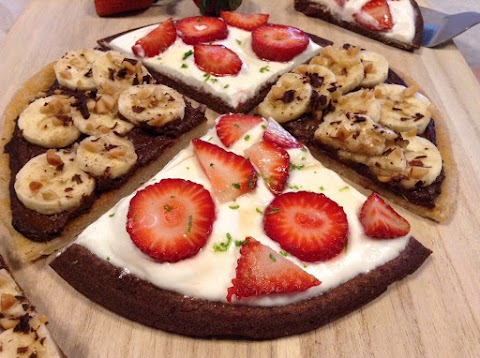 Panqueca pizza com recheio de "fudge"/ queijo quark e frutas (receita saudável, proteica e sem açúcar)