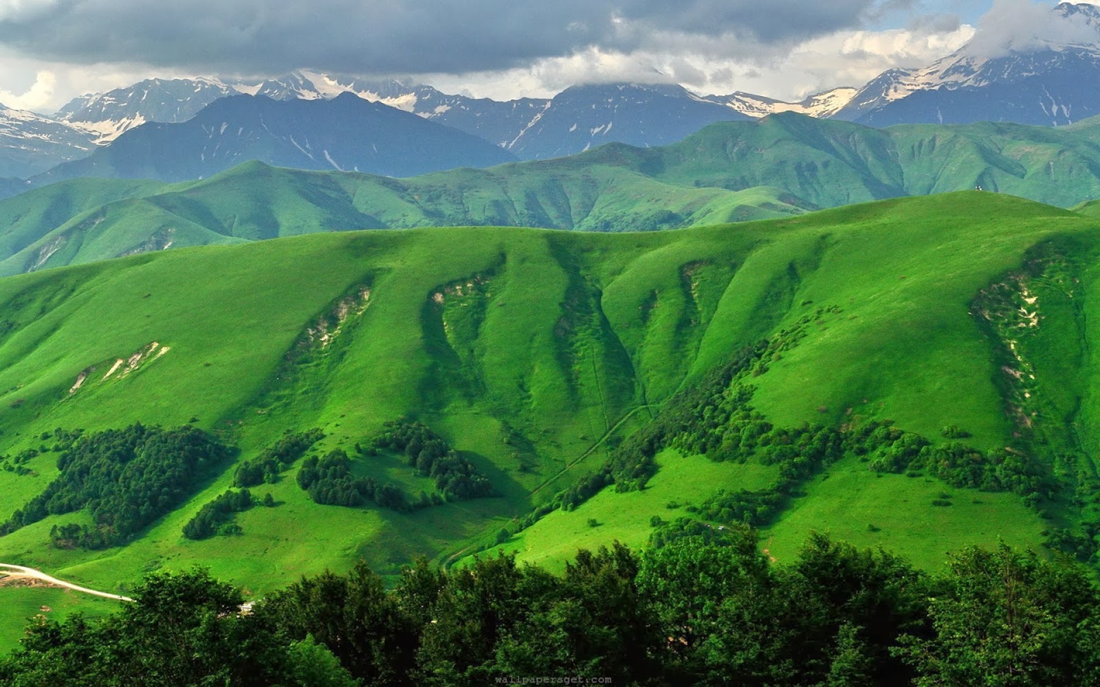  Beautiful Lush Green Mountains Nature Place Desktop Backgrounds Image