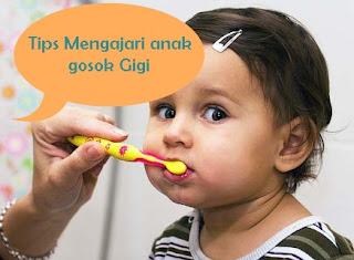 7 Cara Mengajari Anak Menggosok Gigi yang Benar