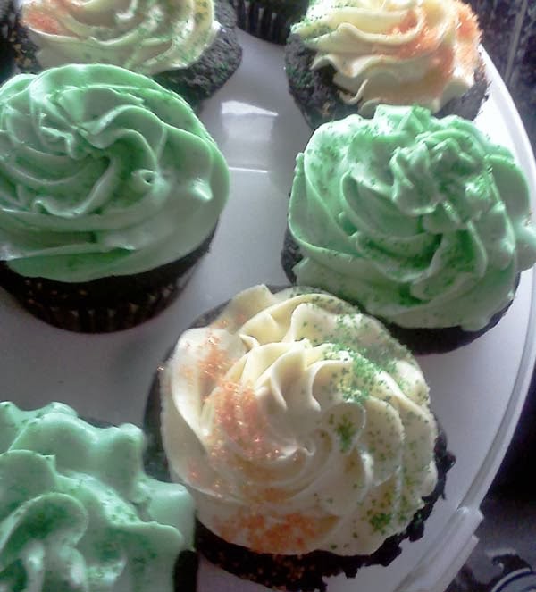 Guinness Chocolate Cupcakes w/ Irish Whiskey Ganache Filling & Swiss Buttercream Frosting