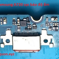 Samsung A720 sạc báo độ ẩm