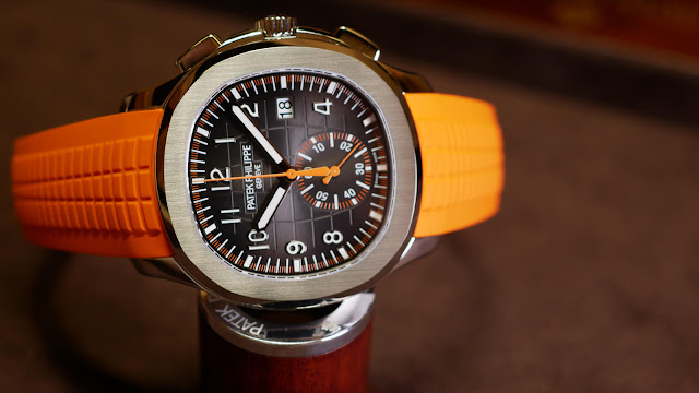 réplique de montre Patek Philippe Aquanaut 42.2 mm chronographe 5968A-001