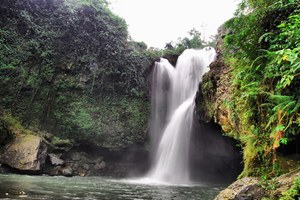 Tempat Wisata Air Terjun Nungnung yang Eksotis