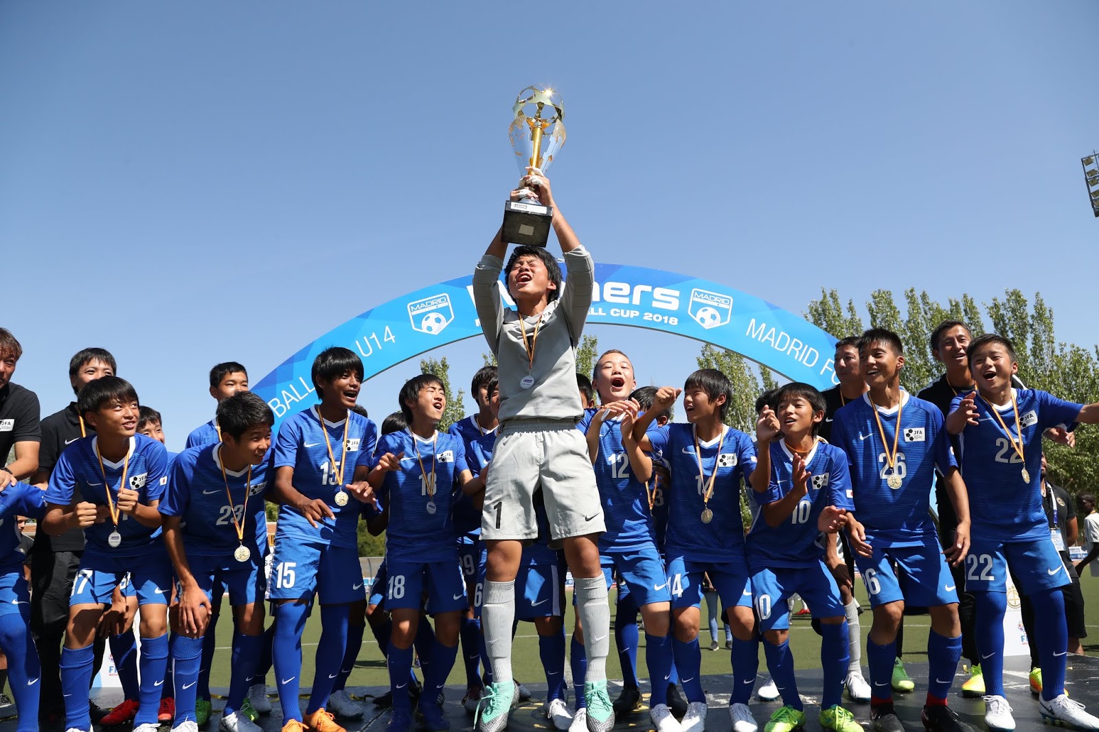 18 Jfaエリートプログラムu 13 活動まとめ パリsg撃破 Madrid Football Cup 優勝 日本代表 ジュニアサッカー ニュースdb