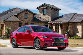 Front three-quarters view of the 2014 Lexus IS 350 F-Sport