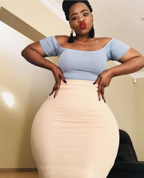 Beautiful girl with massive curves from the best african dating sites shows off in lovely pics