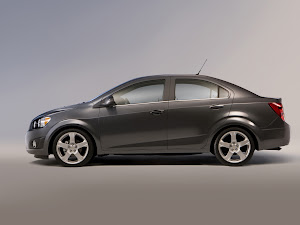 Chevrolet Sonic Sedan 2012 (4)