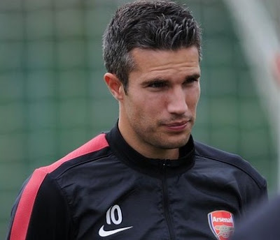 ROBIN VAN PERSIE COOL HAIRSTYLE HAIRCUT