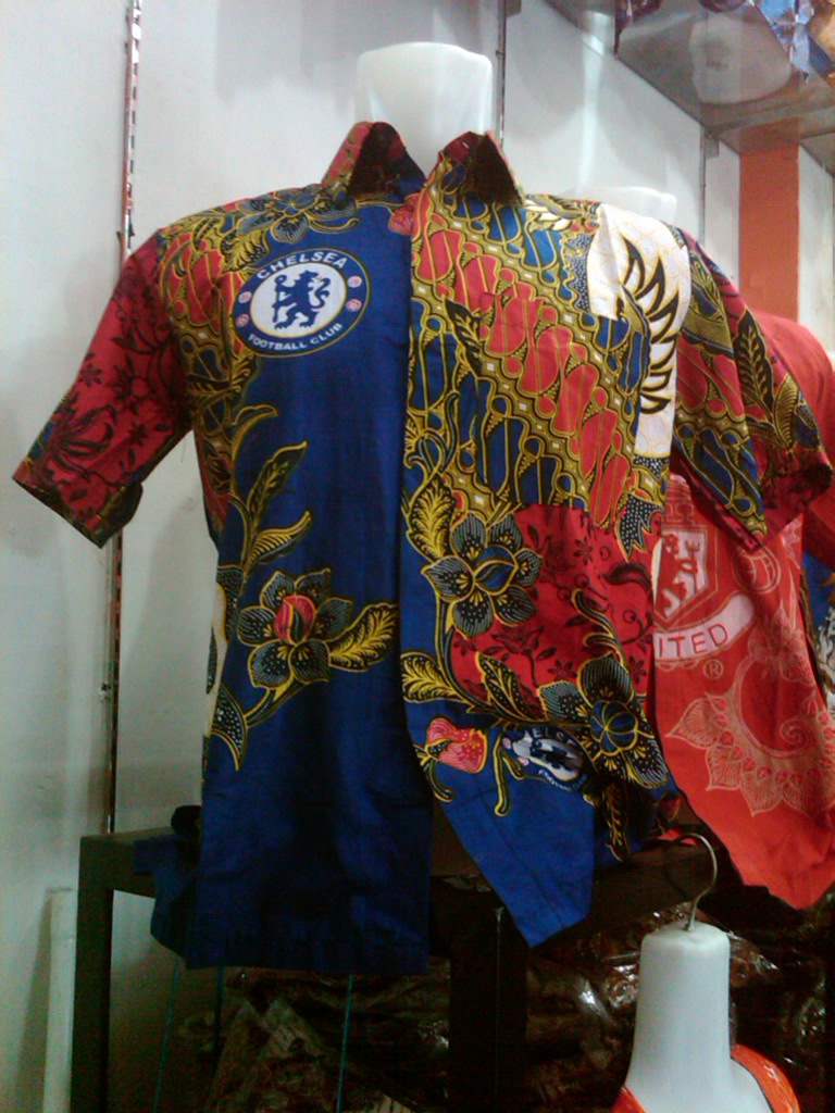Desain Baju  Batik Model Bola Model Gaya Fashion Terbaru