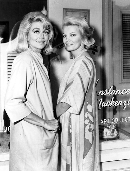 Dorothy Malone and Gena Rowlands