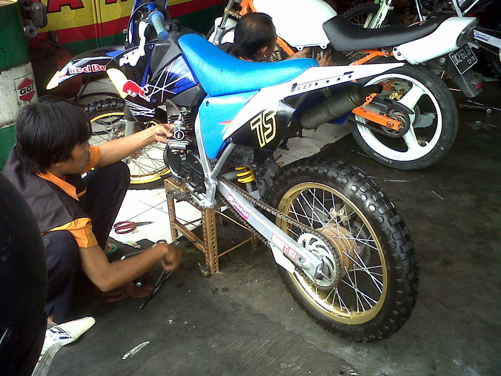 Modifikasi Motor Untuk Adventure Grasstrack