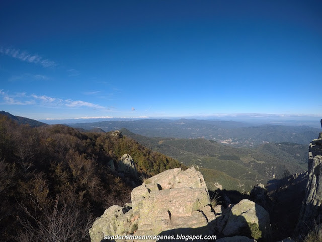 Turó i empedrat de Morou (Montseny)