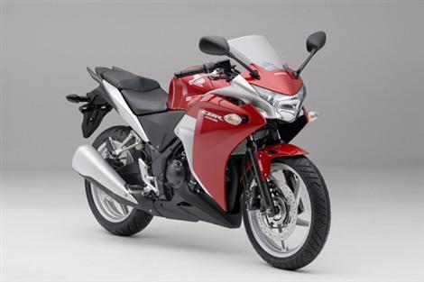 honda cbr250r black. The new Honda CBR250R is