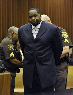 image results for kwame kilpatrick released from prison
