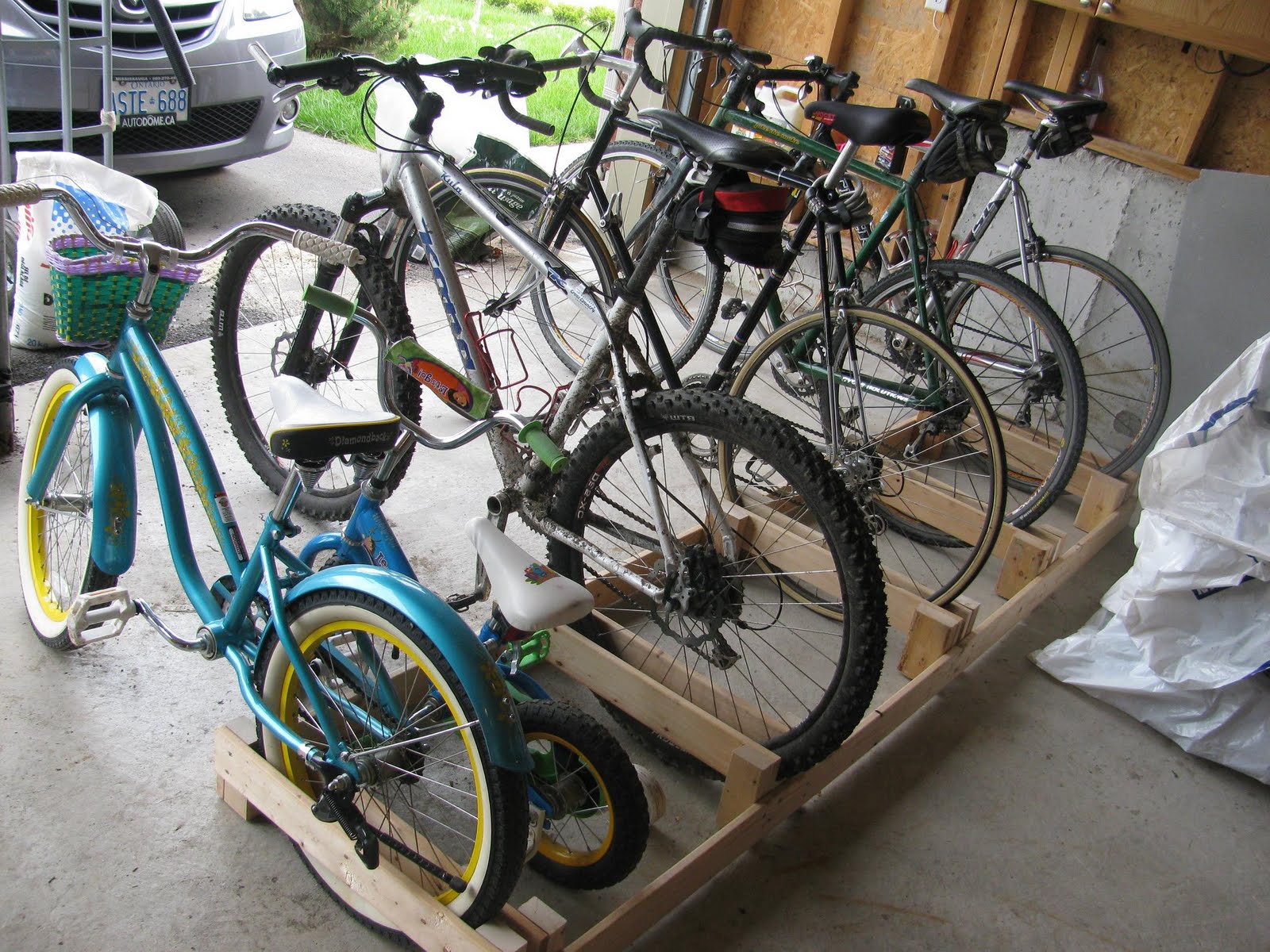 how to build a bike rack out of wood