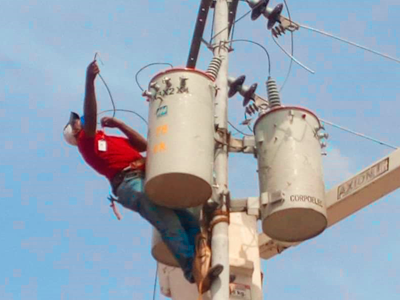 APURE: Instalaron transformador trifásico 220/440 en aduana principal de El Amparo en Apure