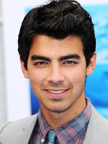 Joe Jonas,singer,pictures
