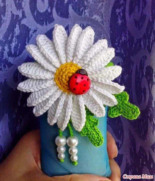 Hermosa flor "margarita" tejida al crochet