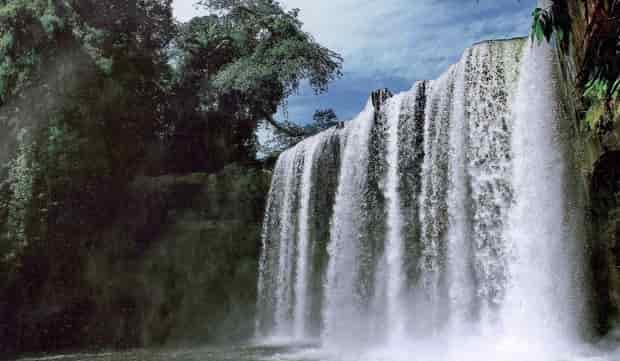 Air Terjun Riam Merasap Bengkayang, Pesona Alam Kalimantan Barat