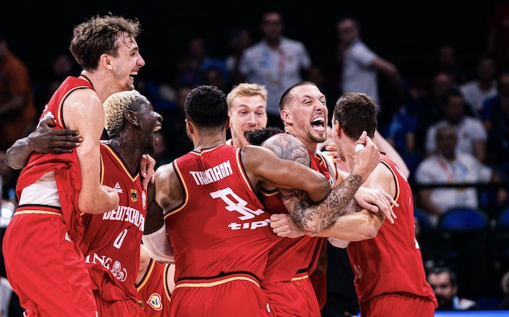Former Celtics Dennis Schröder, Daniel Theis help Germany stun Team USA in  FIBA semifinals - CelticsBlog