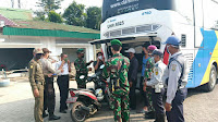 Satgas Terpadu Covid19 Kota Bandarlampung Laksanakan Pengamanan di Terminal Induk Rajabasa 