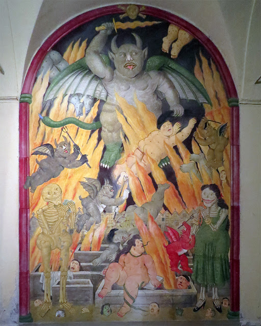 Porta dell'Inferno (Gate of Hell) by Fernando Botero, Chiesa della Misericordia, Via Mazzini, Pietrasanta
