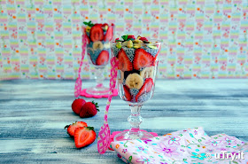 Check out how to make this refreshing and healthy Chia Seeds Pudding Parfait   http://uTry.it