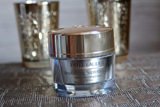 Estee Lauder Revitalizing Supreme Light Creme