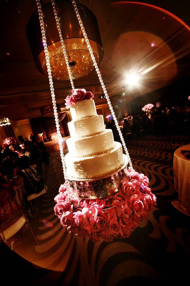 wedding cake table decorations