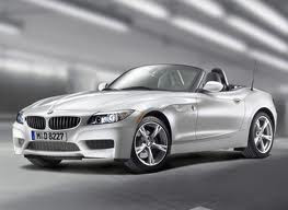 Front 3/4 view of white 2011 BMW Z4