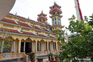 TEMPLO CAO DAI. Hoi An, Vietnam