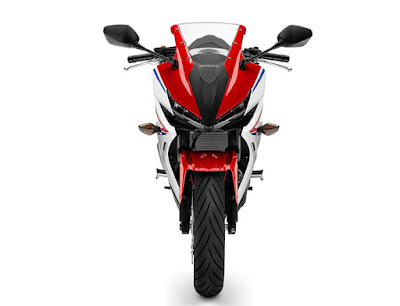All New 2016 Honda CBR150R Facelift front look pose