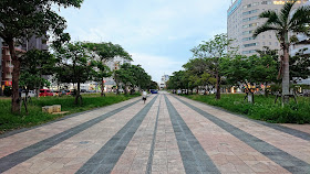 沖縄 新都心公園 水の道