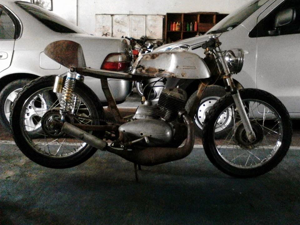 LAPAK MOTOR ANTIK Motor Antik Nih JAWA 250CC Dijual 