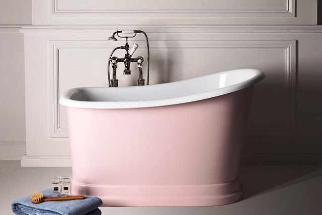 Small Bathtubs Will Turn Your Bathing Space Into An Oasis