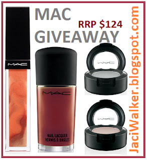 Giveaway: Mega MAC Giveaway (31/12)