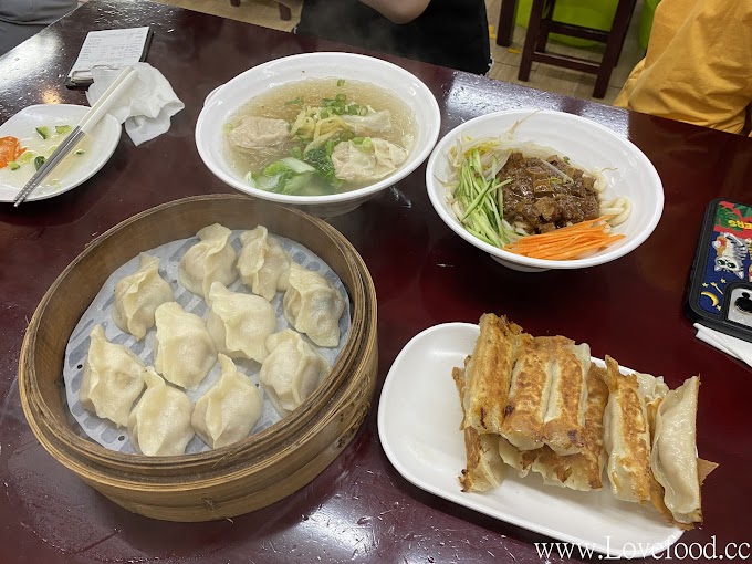 【台北大安】頂好紫琳蒸餃館 - 傳承的蒸餃美味 頂好名店城的美食寶藏 - zilin steamed dumpling