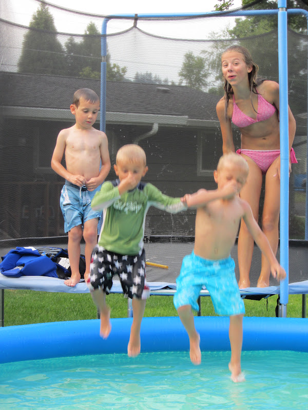 The Cowart Clan: Swimming Pool Fun!