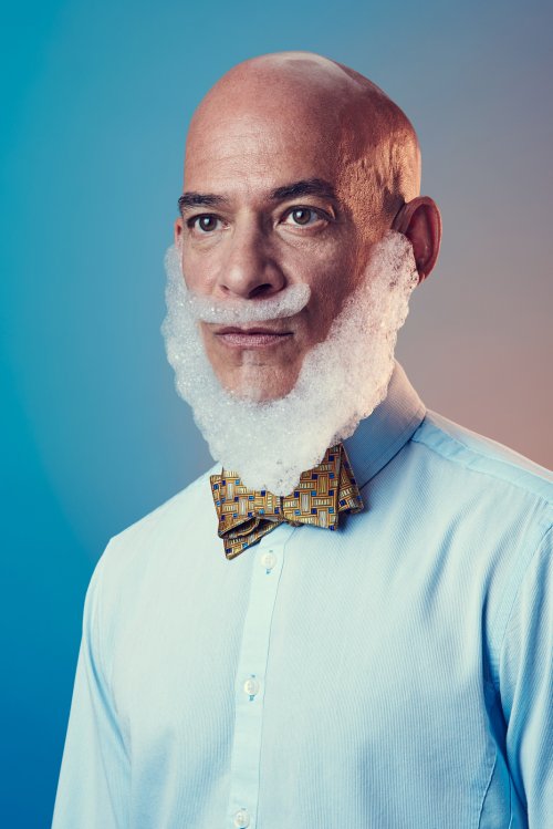 Mindo Cikanavicius fotografia bubbleissimo retratos homens com barbas bigodes de bolhas de sabão