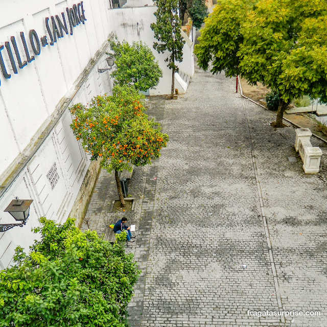 Passeio de Nossa Senhora do Ó no Bairro de Triana em Sevilha