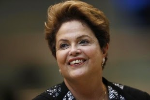 Dilma é reeleita na disputa mais acirrada de todos os tempos