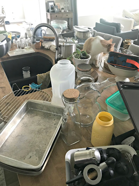 Organizing the kitchen cabinets