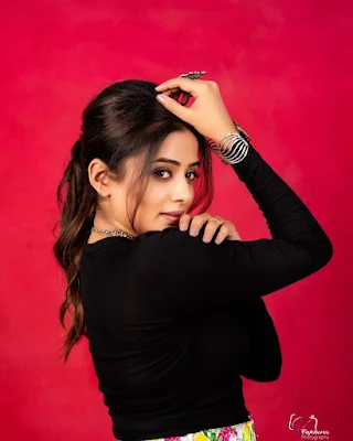 Actress Priyamani(pillumani) latest photoshoot on Instagram